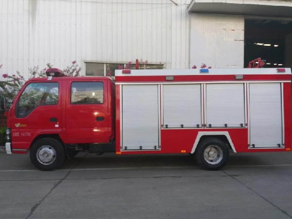 2.5噸五十鈴水罐消防車(chē)
