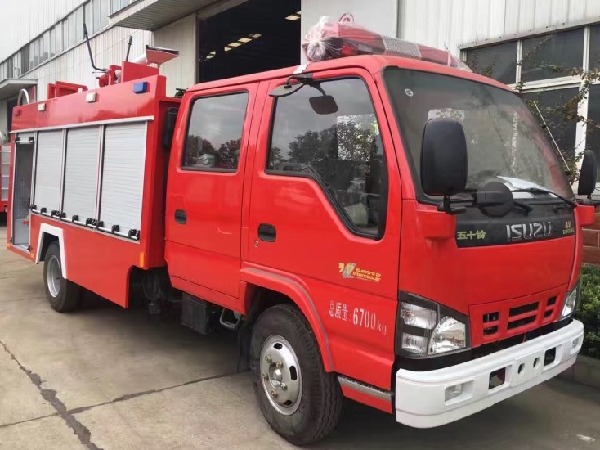 2.5噸五十鈴水罐消防車(chē)